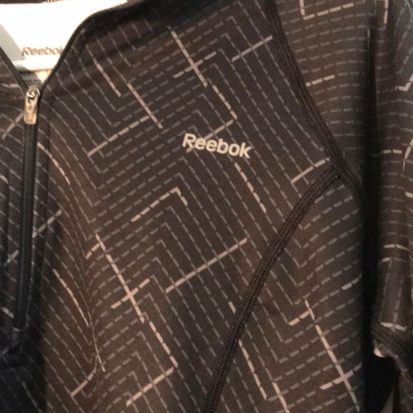 Reebok Quarter Zip Jacket - Picture 2 of 4
